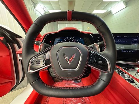 Used 2023 Chevrolet Corvette Stingray Premium Cpe w/ Z51 Performance Package RWD image 35