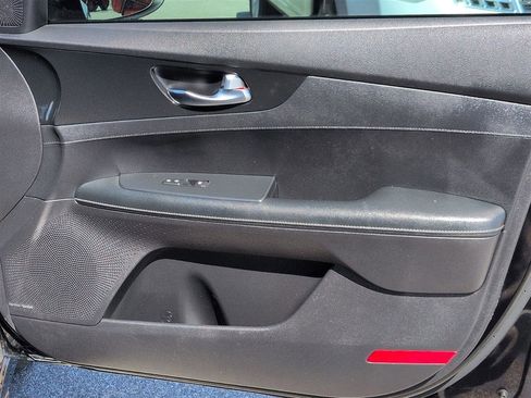 Used 2021 Kia Forte GT-Line FWD image 33