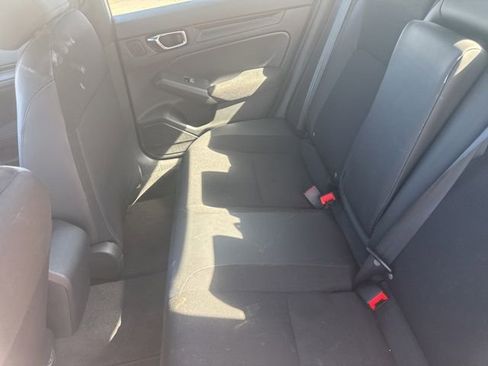 Used 2025 Honda Civic Sport image 4