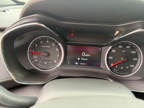Used 2023 Chevrolet TrailBlazer ACTIV w/ Technology Package FWD image 27