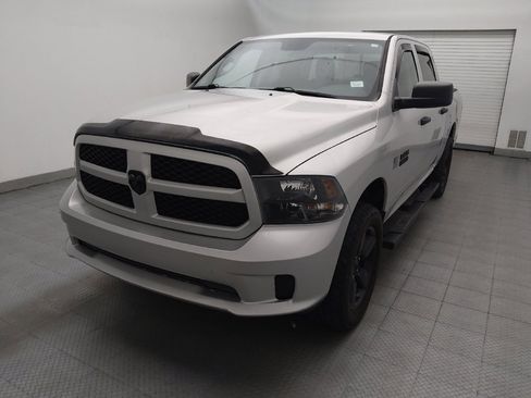 Used 2018 RAM 1500 Express w/ Express Value Package RWD image 15