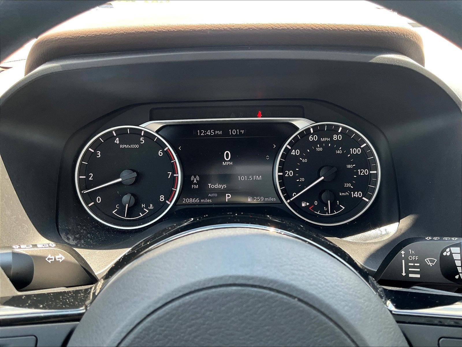 Used 2023 Nissan Rogue SV AWD/4WD image 11