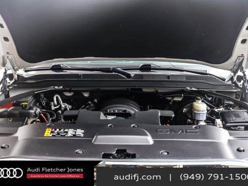 Used 2020 GMC Yukon XL Denali w/ Open Road Package image 11