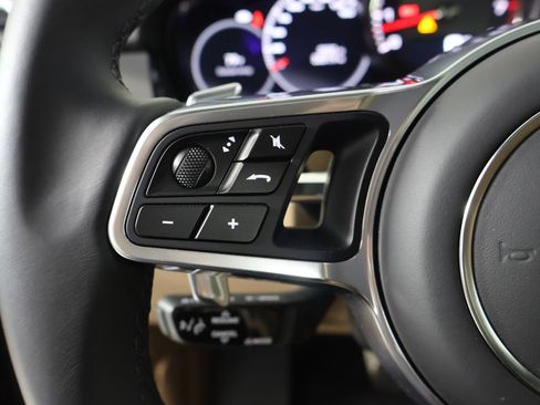 Certified 2023 Porsche Cayenne S AWD/4WD image 19