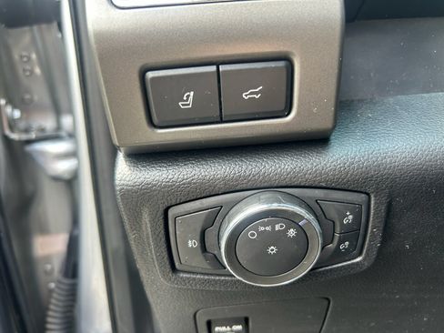 Used 2021 Ford Expedition XLT RWD image 23