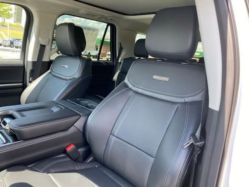 New 2026 Ford Expedition Platinum AWD/4WD image 11