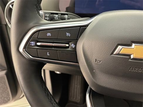 Used 2025 Chevrolet Equinox LT w/ Convenience Package II image 23