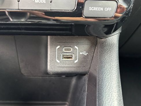 Used 2024 Jeep Compass Latitude AWD/4WD image 27