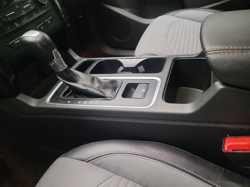 Used 2018 Ford Escape SE w/ SE Sport Appearance Package AWD/4WD image 26
