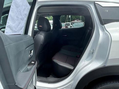 New 2025 Nissan Kicks SR w/ SR Premium Package AWD/4WD image 21