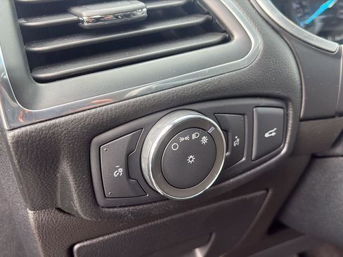 Used 2017 Ford Edge Titanium w/ Equipment Group 301A image 17