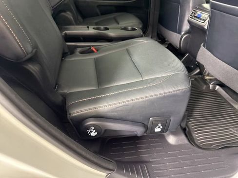 Used 2018 Toyota Highlander Limited Platinum image 23