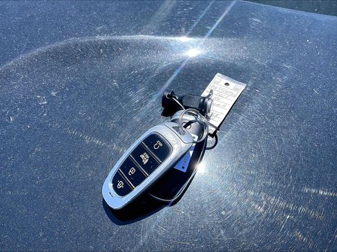 Used 2021 Hyundai Santa Fe SEL AWD/4WD image 15