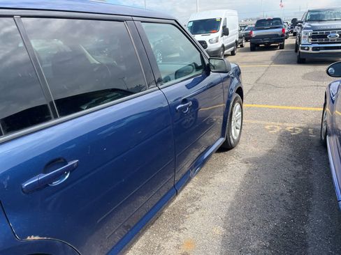 Used 2012 Ford Flex SE FWD image 19