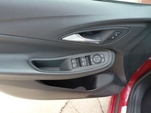 Used 2020 Buick Encore GX Preferred w/ Sport Touring Package FWD image 28