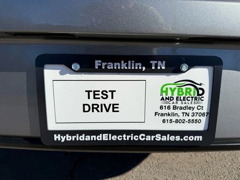 Used 2022 Kia Niro EX w/ Cold Weather Package image 2