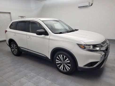 Used 2019 Mitsubishi Outlander ES AWD/4WD image 11