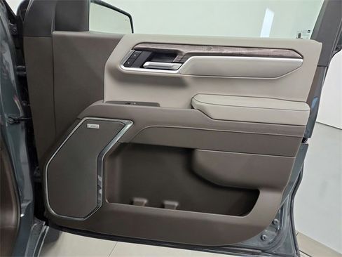 New 2026 Chevrolet Silverado 1500 LTZ w/ LTZ Convenience Package II image 36