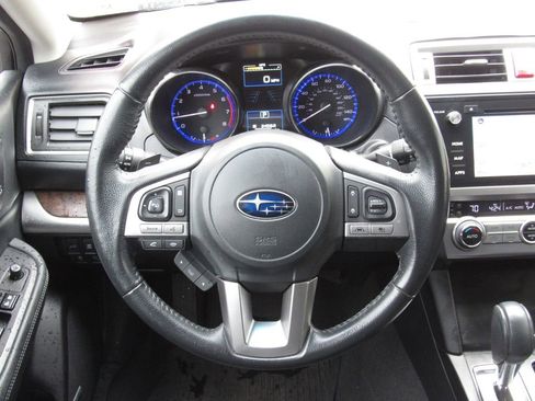 Used 2017 Subaru Outback 2.5i Limited image 25