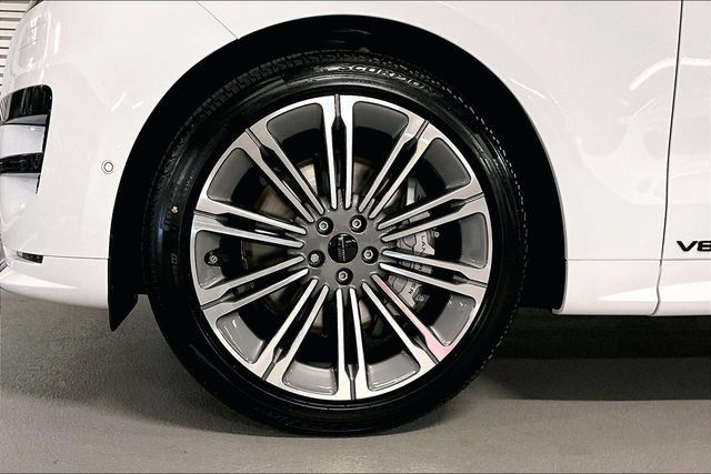 New 2026 Land Rover Range Rover Sport Dynamic SE AWD/4WD image 10