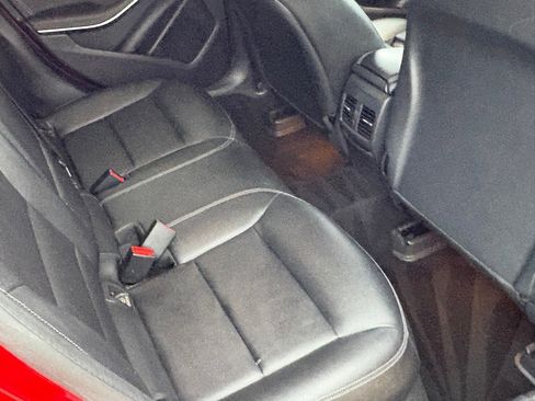 Used 2018 Mercedes-Benz GLA 250 image 35