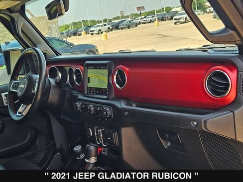 Used 2021 Jeep Gladiator Rubicon AWD/4WD image 29