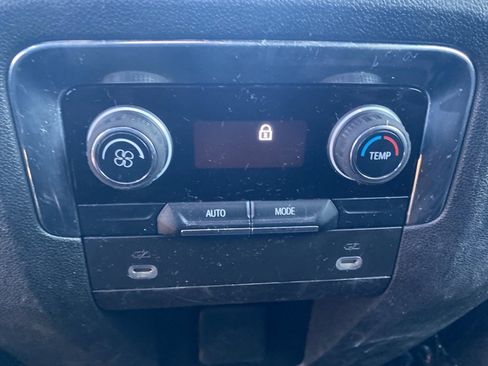 Used 2023 Chevrolet Tahoe LS image 22