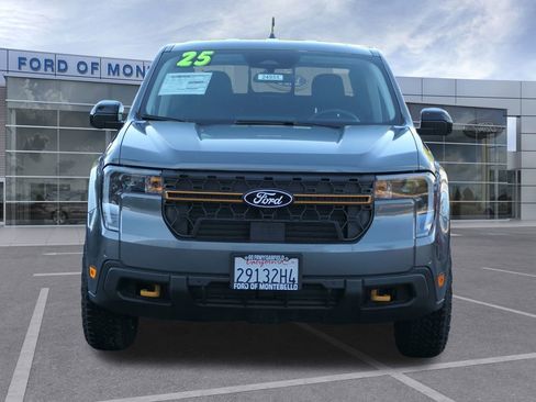 Used 2025 Ford Maverick Tremor image 10