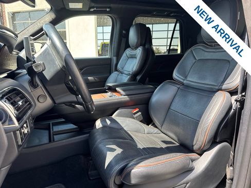 Used 2023 Lincoln Navigator L Black Label AWD/4WD image 22