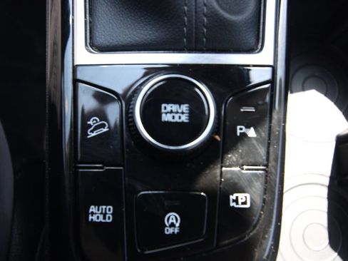Used 2024 Kia Sportage EX FWD image 26