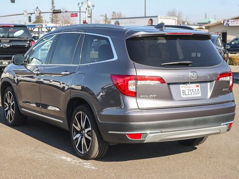 Used 2019 Honda Pilot Touring image 2