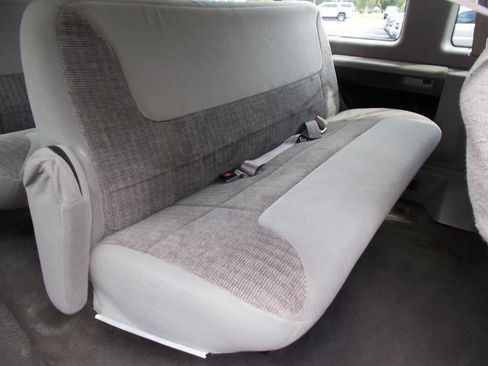 Used 1999 Ford E-350 and Econoline 350 XLT RWD image 25