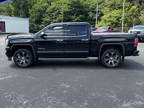 Used 2016 GMC Sierra 1500 Denali w/ Denali Ultimate Package AWD/4WD image 2