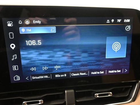 Used 2025 Chevrolet Equinox ACTIV w/ Safety and Technology Package FWD image 18