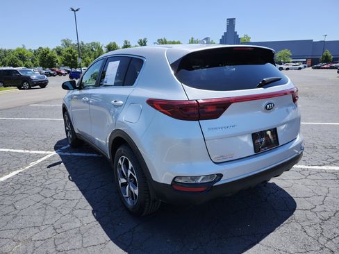 Used 2020 Kia Sportage LX AWD/4WD image 14