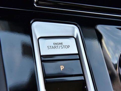 New 2026 Volkswagen Atlas SE image 17