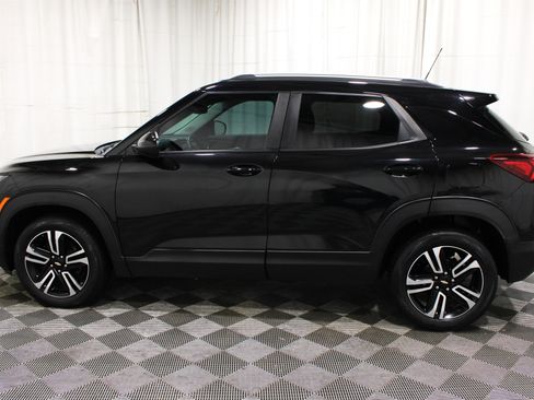 Used 2023 Chevrolet TrailBlazer LT w/ Convenience Package AWD/4WD image 32