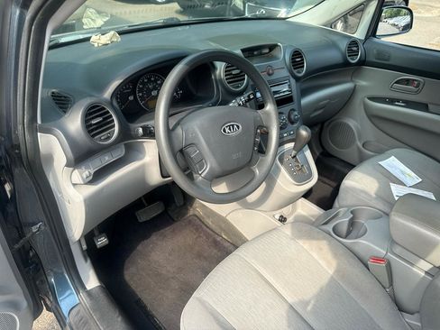Used 2009 Kia Rondo LX FWD image 9