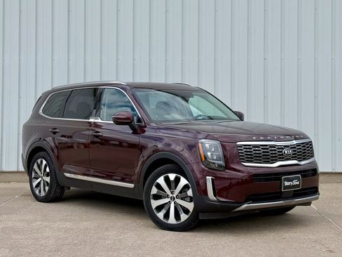 Used 2021 Kia Telluride EX w/ EX Premium Package AWD/4WD image 8