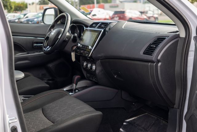 Used 2026 Mitsubishi Outlander Sport AWD image 21