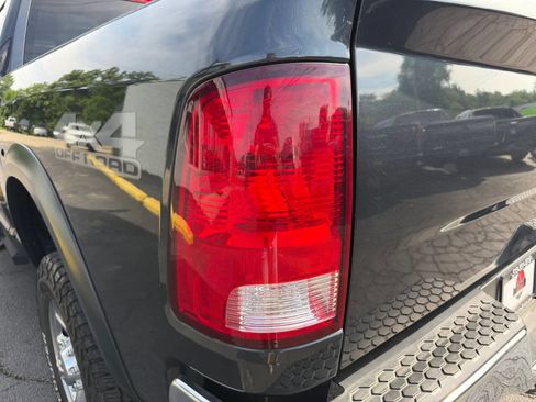 Used 2018 RAM 2500 Tradesman w/ Chrome Appearance Group AWD/4WD image 67