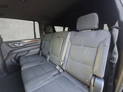 Used 2023 GMC Yukon XL SLE image 22
