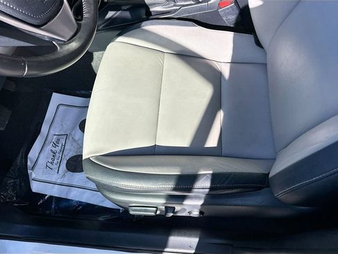 Used 2017 Toyota RAV4 Limited w/ Advanced Technology Package image 19