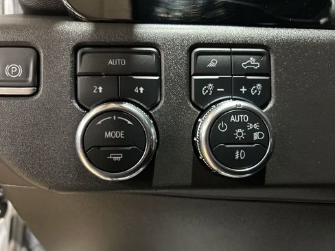 Used 2024 GMC Sierra 1500 SLT AWD/4WD image 20