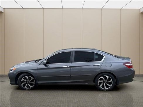 Used 2017 Honda Accord EX-L image 20