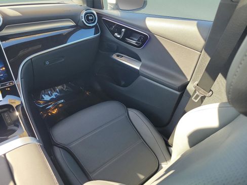 Used 2026 Mercedes-Benz GLC 300 GLC 300 image 14