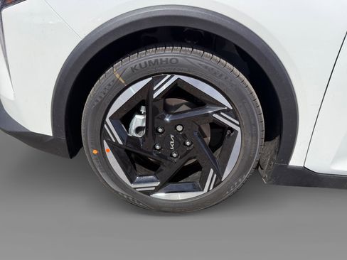 New 2026 Kia K4 EX image 9