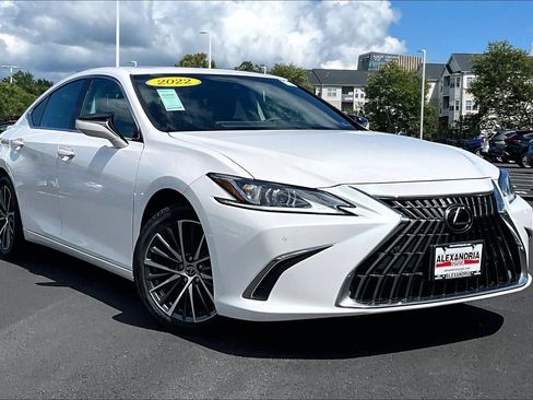 Used 2022 Lexus ES 350 w/ Premium Package FWD image 2