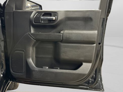 Used 2020 Chevrolet Silverado 1500 Custom w/ Custom Value Package image 33