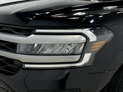 Used 2022 Ford Expedition Max XLT w/ Livery Package AWD/4WD image 37